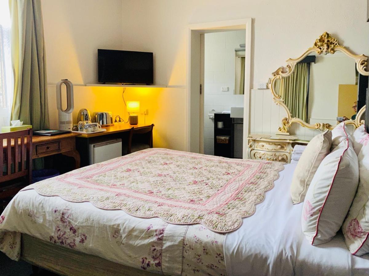 The Mews Motel Лонсестън Екстериор снимка