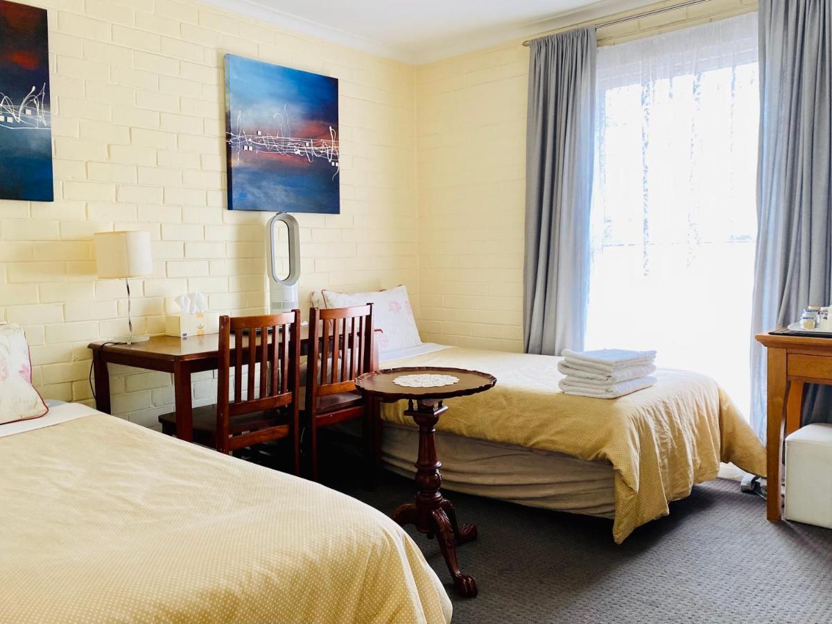 The Mews Motel Лонсестън Екстериор снимка