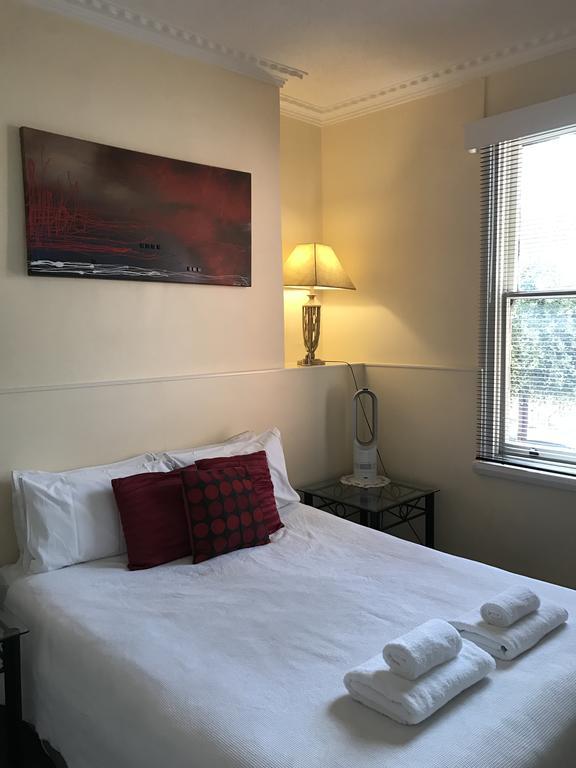 The Mews Motel Лонсестън Екстериор снимка