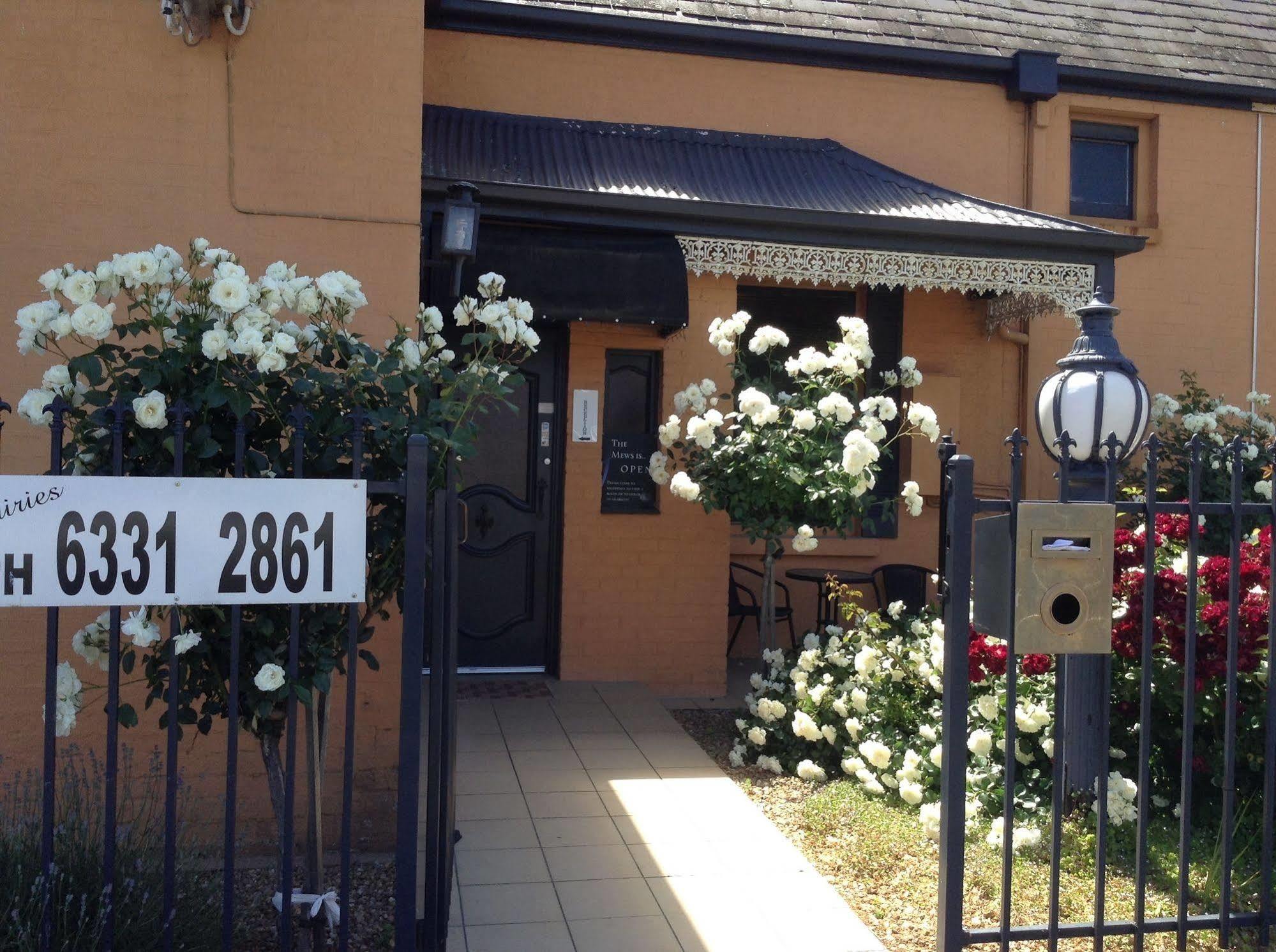 The Mews Motel Лонсестън Екстериор снимка